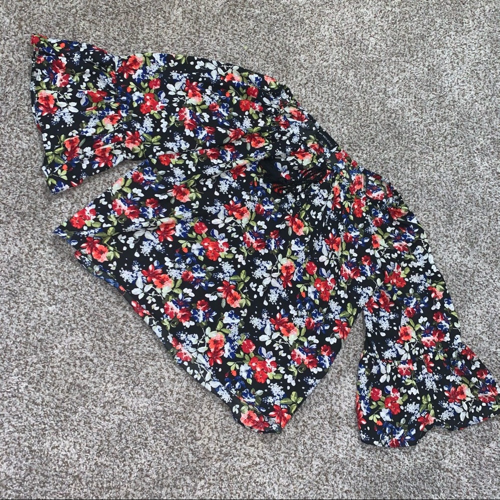 Over the shoulder floral blouse